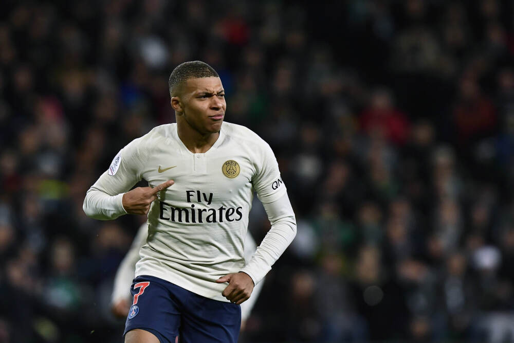 高中如何提升英语，初中英语就很差，高中能逆袭到140吗？